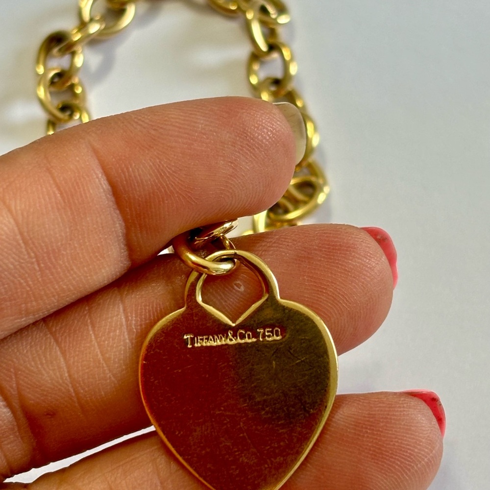 TIFFANY & CO SOLID 18K 18KT GOLD HEART TAG CHARM BRACELET WITH BOX RETAIL=$8100 - Picture 7 of 12